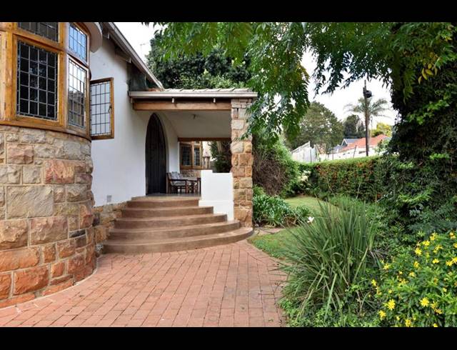 3 BEDROOM HOUSE FOR SALE IN KENSINGTON